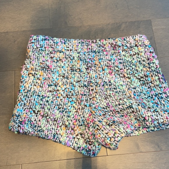 Tweed shorts - Picture 3 of 3